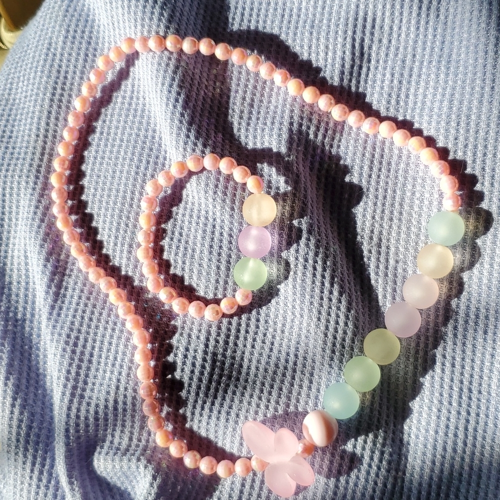 Butterfly necklace and bracelet set